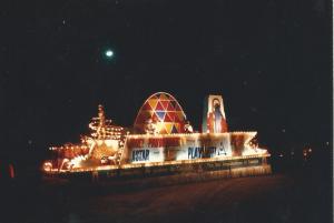 1990s Parade du Carnaval de Québec Amputés de Guerre du Canada1